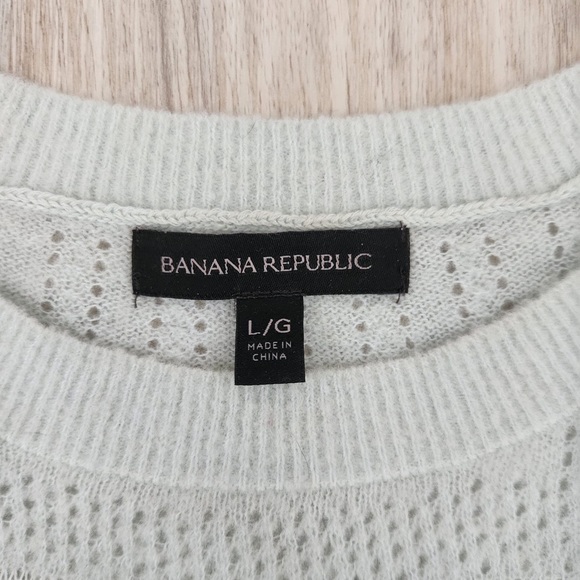 Banana Republic Mint Green Merano Wool Crew Neck Sweater - Picture 2 of 4